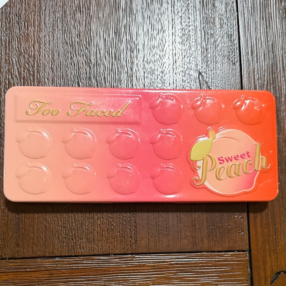 Too Faced Peach Gradient Eyeshadow Palette